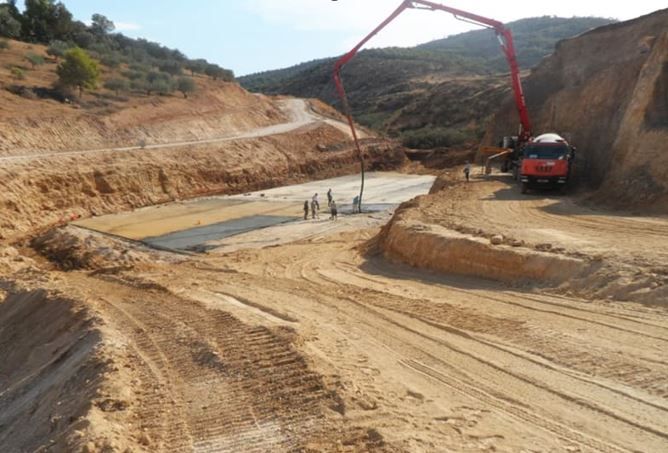 Travaux de comblement de lacunes de la route RR76 du PK0 au PK25 dans le Gouvernorat de Beja