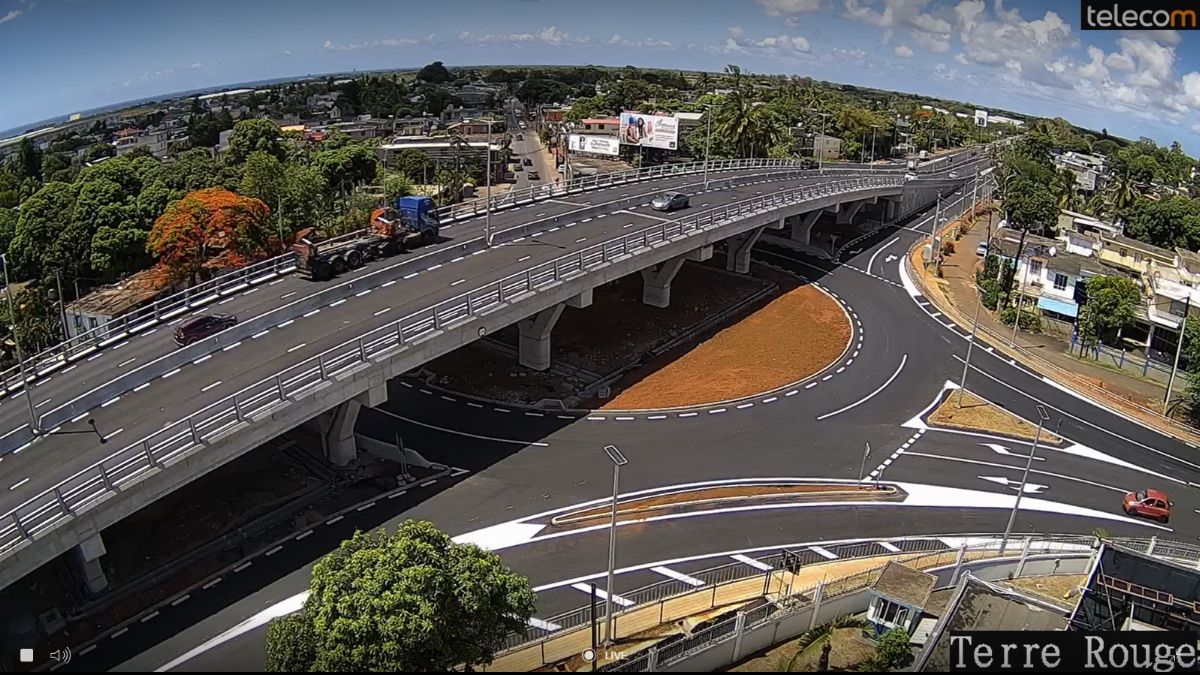 Fly-Over de Terre Rouge — Conception-Réalisation, Autoroute M2, Île Maurice